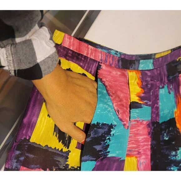 Trina Turk Multi-Color Abstract  Pleated Skirt  Sz:2 - Picture 7 of 7